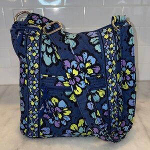 Vera Bradley Purse Indigo Pop Hipster Crossbody Bag Retired Quilted Floral